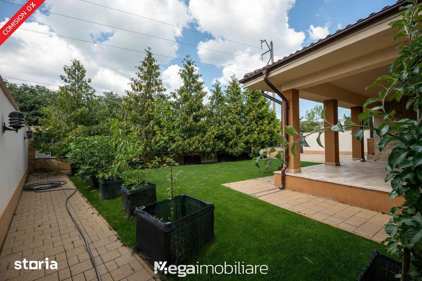 Casă cu 5 camere cu Teren 755 Mp în Palazu Mare