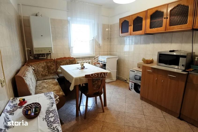 Apartament cu 3 camere decomandat în Nord