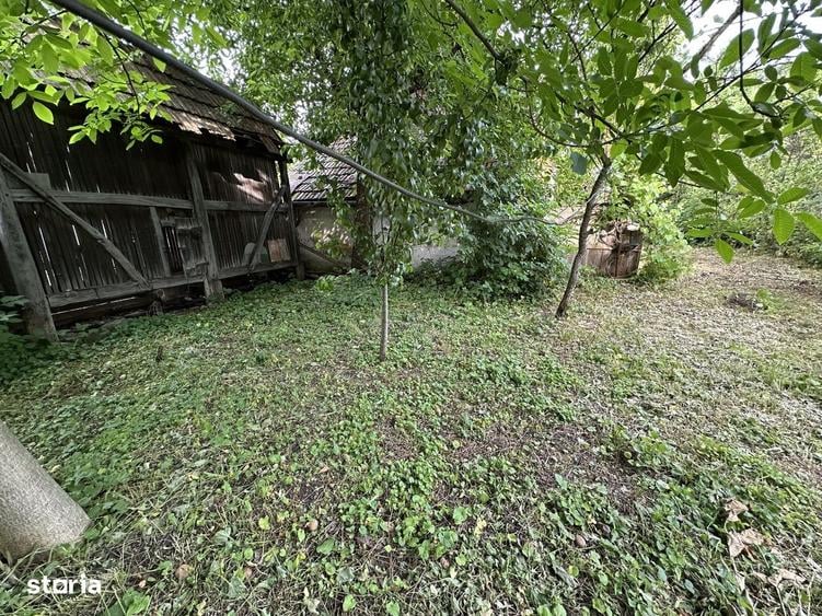Casă cu 3 camere în Crăiești