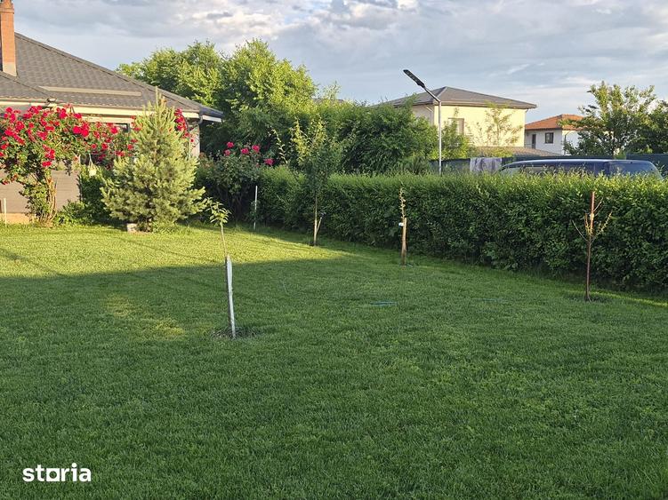 Casă cu 5 camere cu Teren 1400 Mp în Dragomirești-Vale
