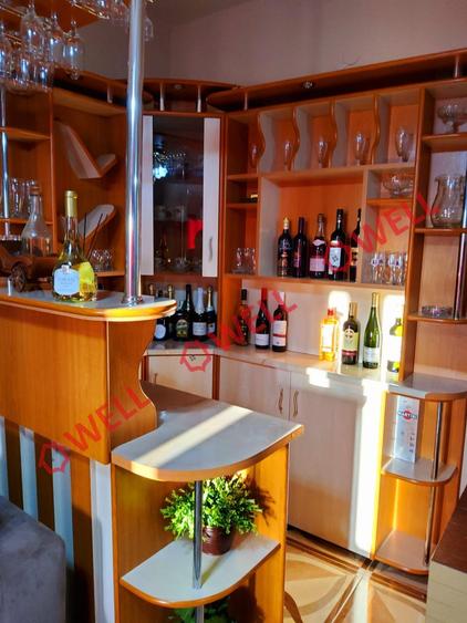 Casă cu 5 camere cu Teren 1200 Mp în Moacșa