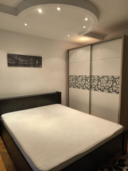 Apartament cu 2 camere decomandat, mobilat în Central