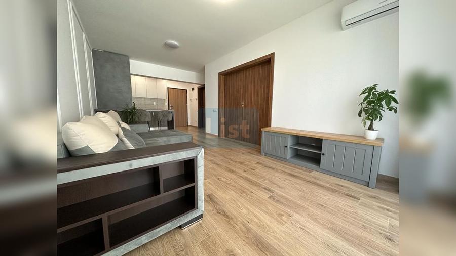 Apartament cu 2 camere semidecomandat, mobilat în Gheorgheni