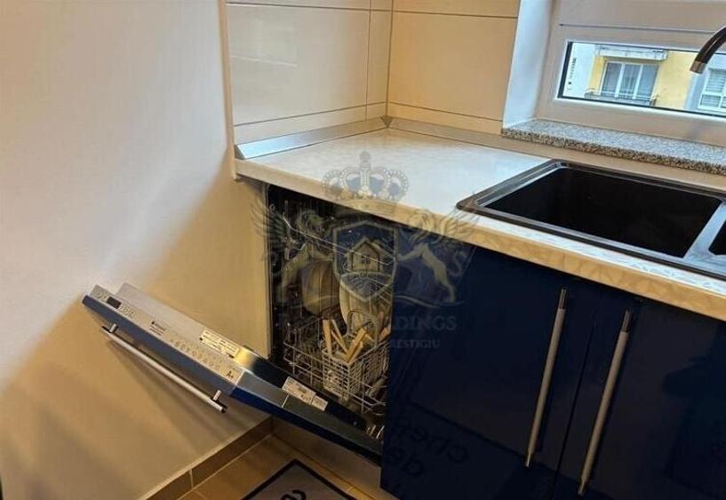 Apartament cu 2 camere decomandat, mobilat în Avantgarden