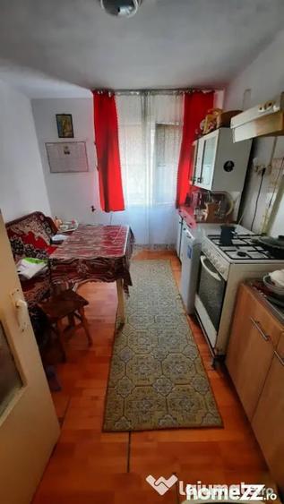 Apartament cu 2 camere semidecomandat în Viziru 1