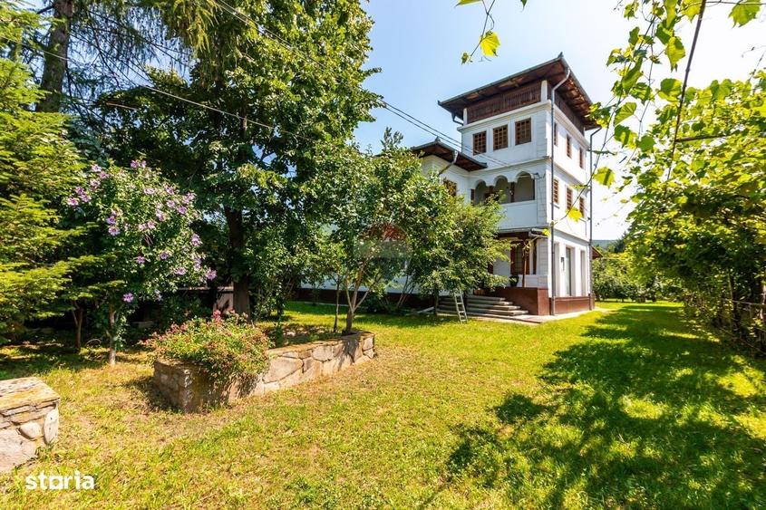 Casă cu 4 camere în Central