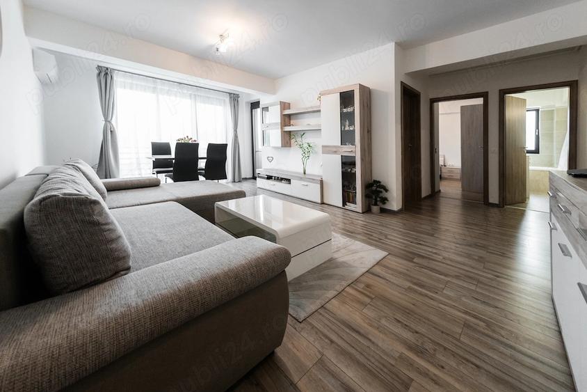 Apartament cu 3 camere decomandat, mobilat în Girocului