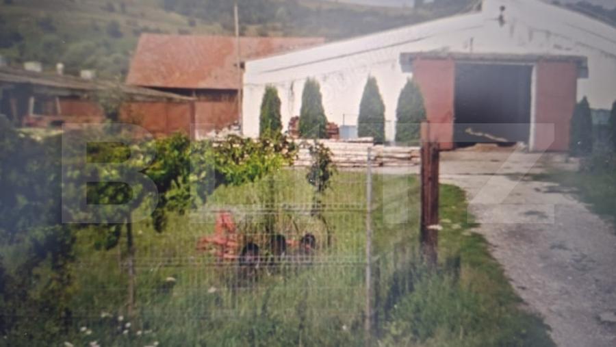 Spațiu comercial, de 3,000 mp, în Nord