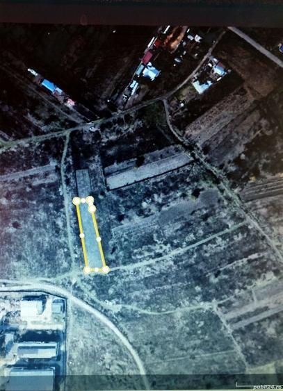 Teren de 1400 mp, în Vest