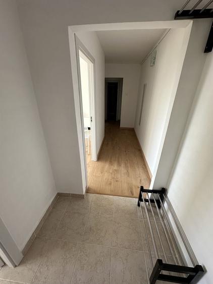 Apartament cu 2 camere decomandat în 7 Noiembrie