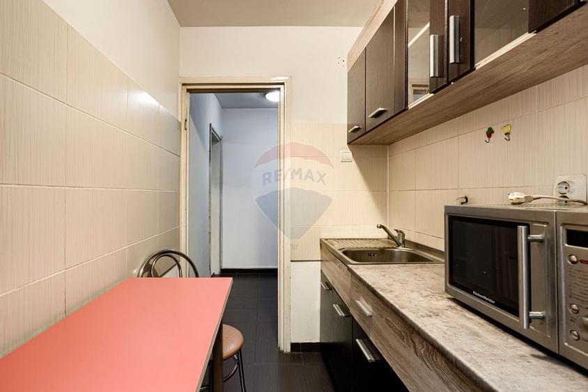 Apartament cu 2 camere de închiriat, etajul 2, Calea Romanilor - 5