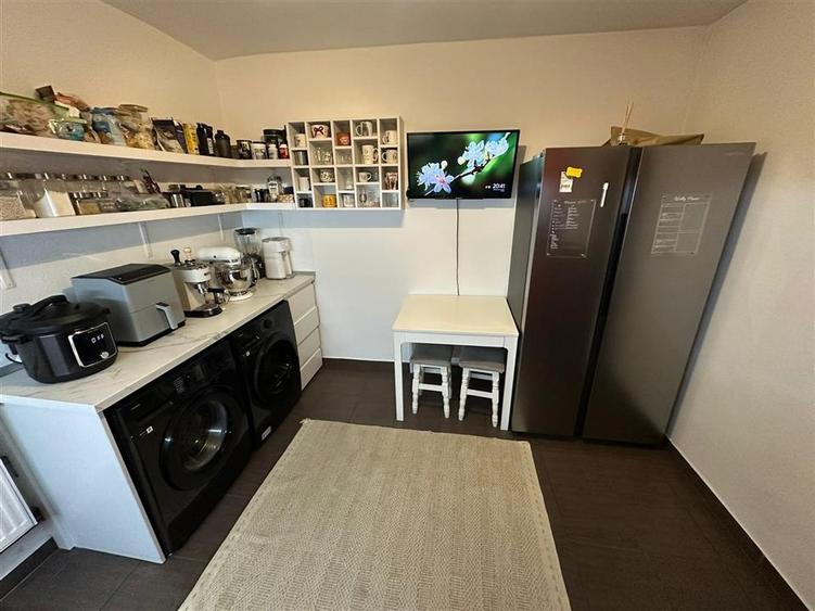 Cug - Selgros - 2 Camere Decomandat - Bloc 1985 - 13