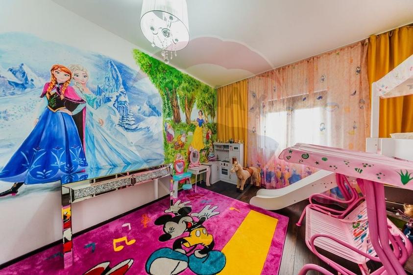 Casă de lux , finisaje premium, piscină, curte amenajată –Vladimirescu - 11