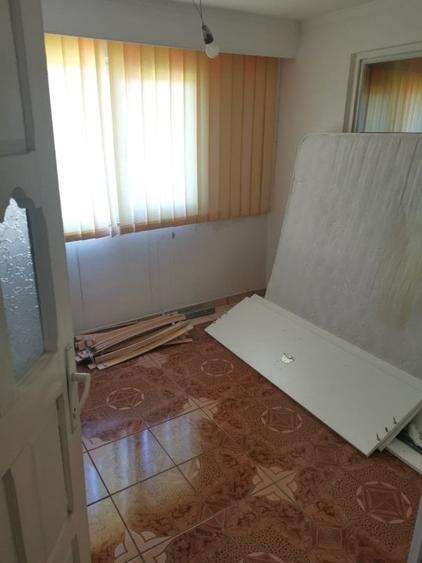 Imobil Mosoaia - Hintesti, 14 camere, teren 1.382mp - 13