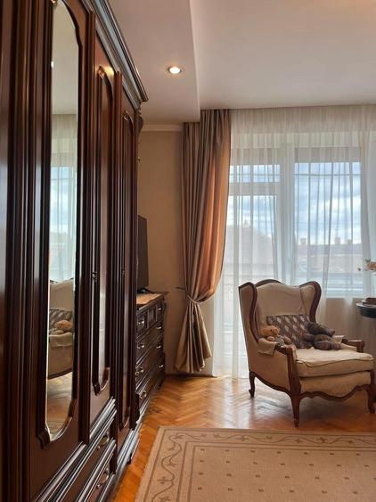 Vilă P+E, 4 camere, central, Salonta. - 2