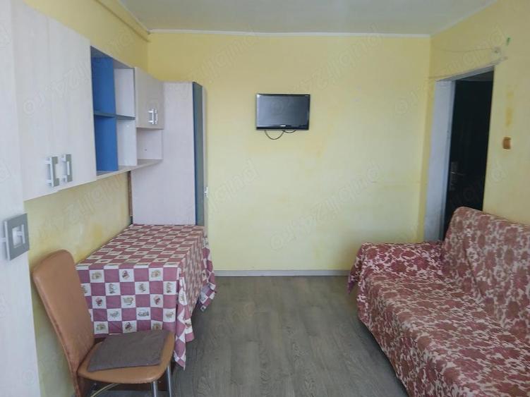 Inchiriez garsoniera zona buziasului - 1