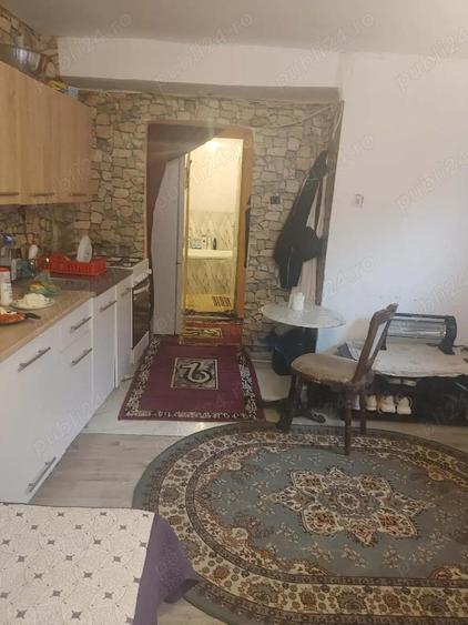 Casa 2 camere de vanzare curte - 1