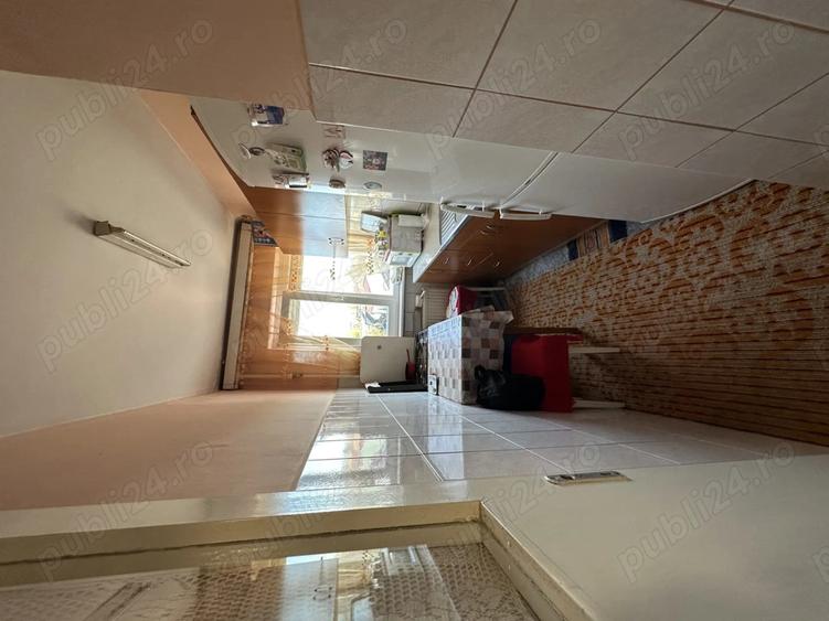 Vand apartament cu 2 camere, Velenta - 5