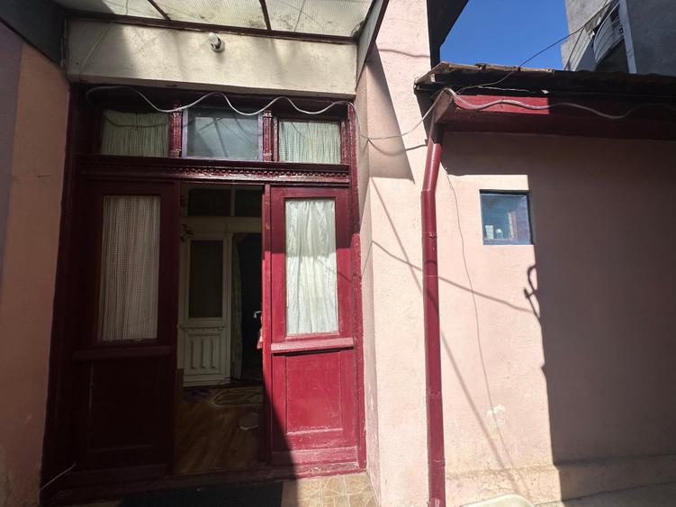 2 corpuri de casa - Centru - 155.000 euro  (Cod E8+E10) - 12