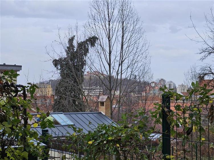 Apartament deosebit cu 3 camere str. Castelului - Comision 0% - 6