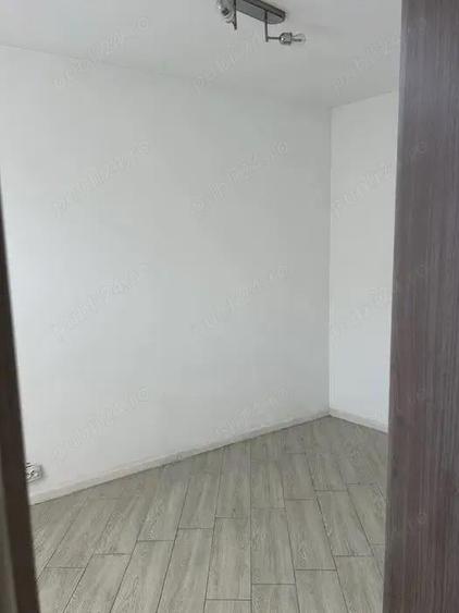 Hala Traian se inchiriaza casa pentru activitati firme 2 camere 50 mp 500 euro - 5