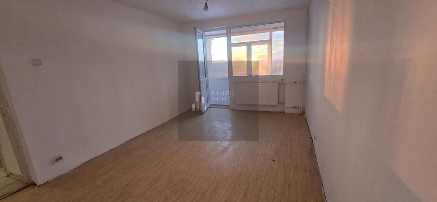 Apartament 3 camere  GIURGIULUI 72 mp DE RENOVAT - 9