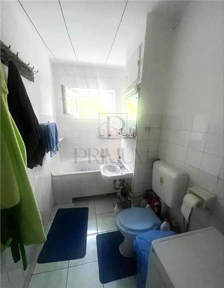 COMPLEXUL STUDENTESC - ETAJ 3 - BLOC IZOLAT - 3 cam - 2 bai - centrala proprie - 3