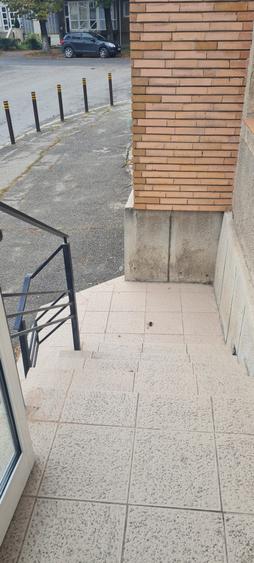 Vand spatiu comercial central Deva - 1