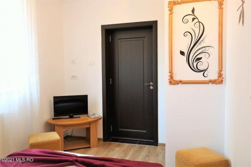 Mamaia Nord - Langa Mare, pensiune la cheie, 11 camere, 9 bai! - 55