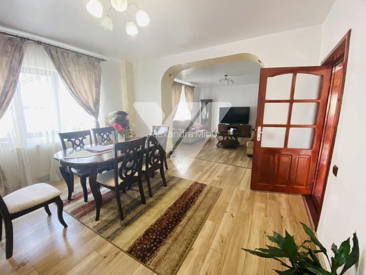 Casa individuala mobilata 5 camere de vanzare in Selimbar Sibiu