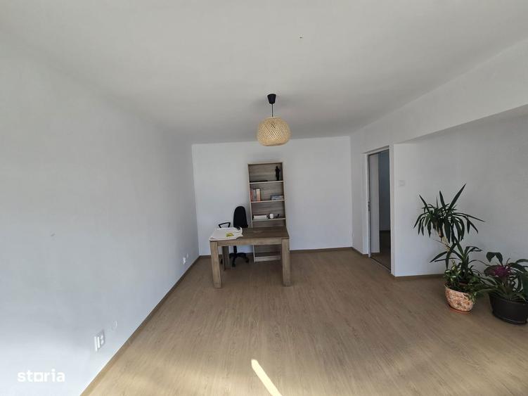 Vand spa?iu comercial zona Garii! - 3