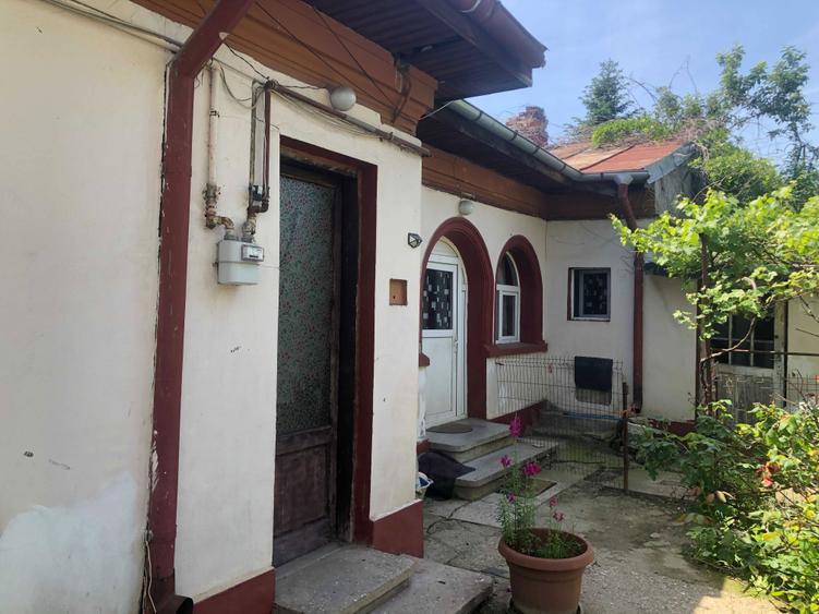 Proiect casa pe pamant necesita renovare totala, curte 85 mp, garaj+anexa - 3