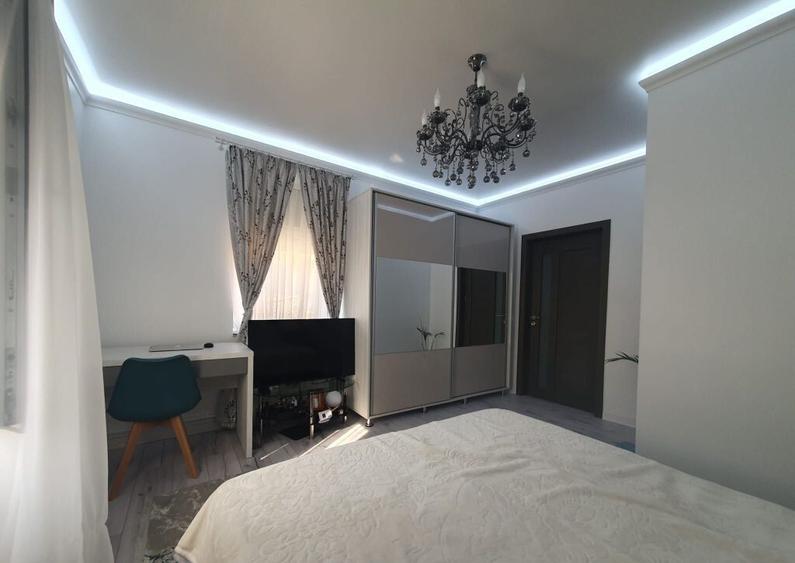 Casa renovata complet zona Mall - 17