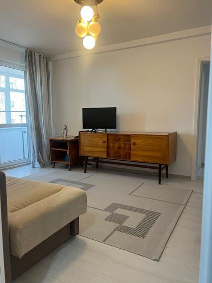 apartament 2 CAMERE, loc parcare, Ferdinand - Traian, curat, 420 euro - 2