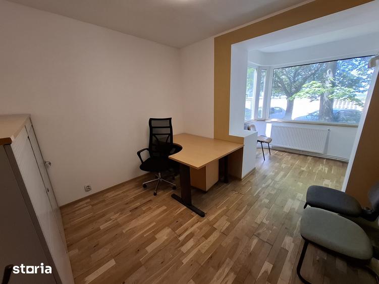 Apartament cu 4 camere în Central