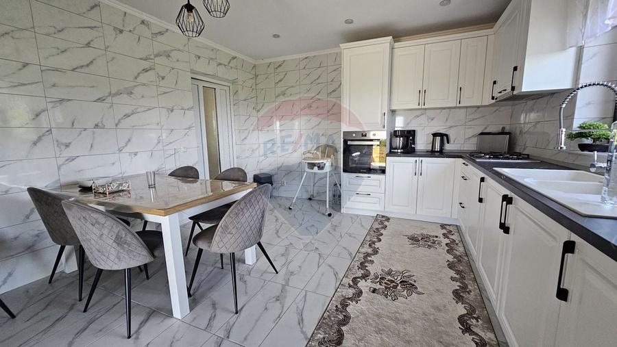 Casă / Vilă cu 6 camere de vânzare in Hânțești, Suceava - 29