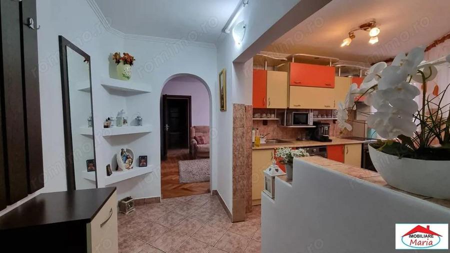 Apartament 3 camere Micro 16 din BCA - 10