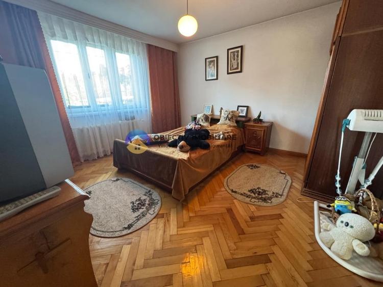 Vila + teren de vanzare cu priveliste panoramica – vis a vis de statuia Ursulet - 6