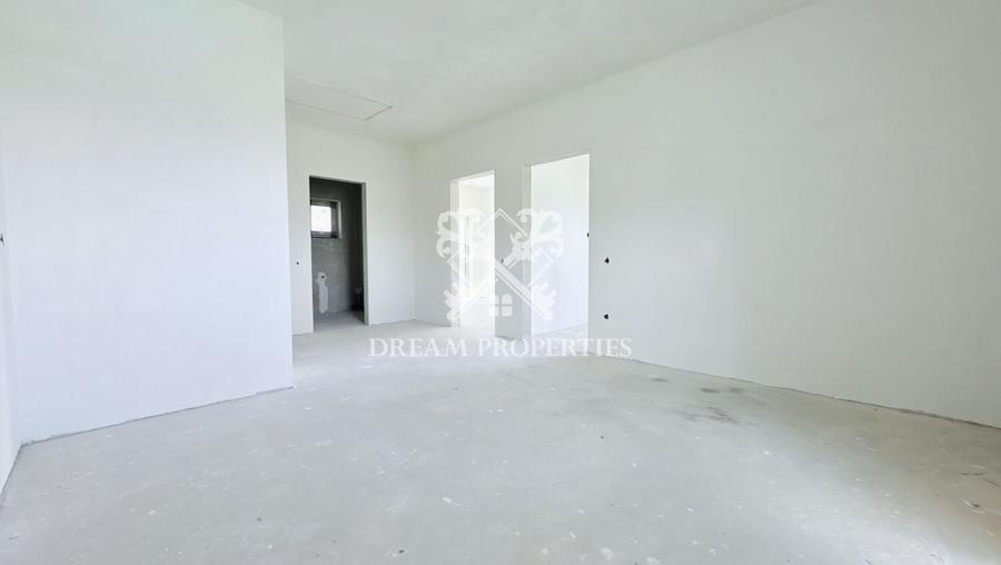 Apartament cu 2 camere de vanzare, 2 balcoane, parcare,  Apahida - 1