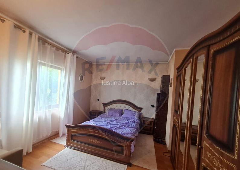 Casa / Vila cu 6 camere in Jorasti