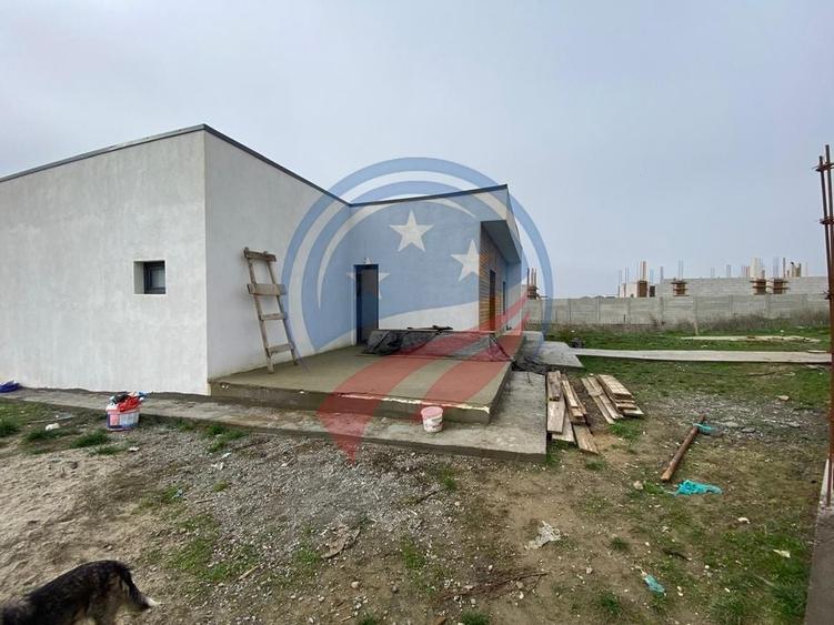 CASA 4 CAMERE PE PARTER ZONA SELGROS - 3