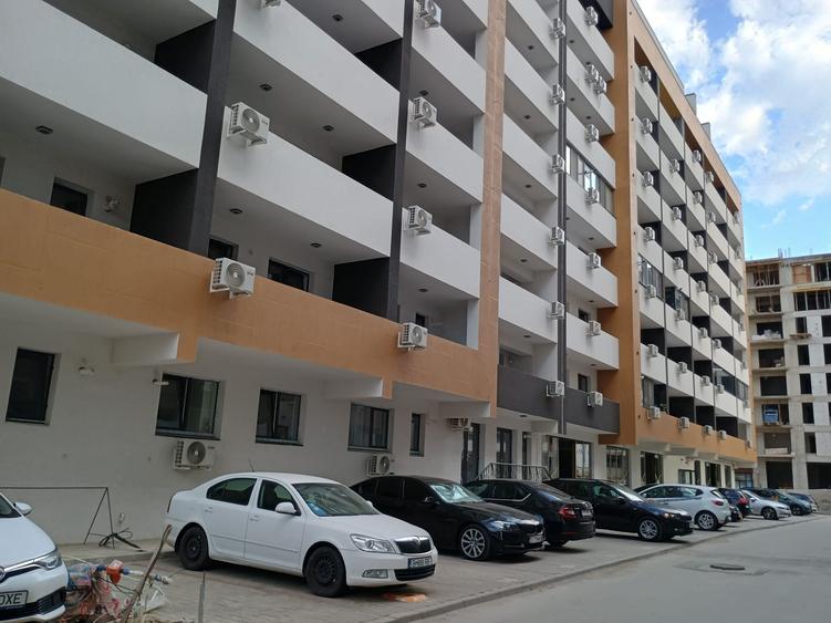 Spațiu comercial pentru pizzerie, magazin de articole de copii/ articole fashion - 1