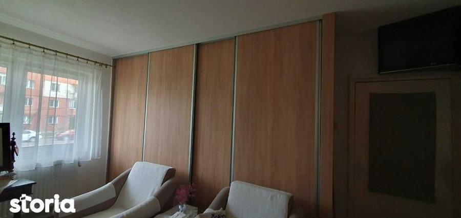 apartament cu doua camere la parter - 2