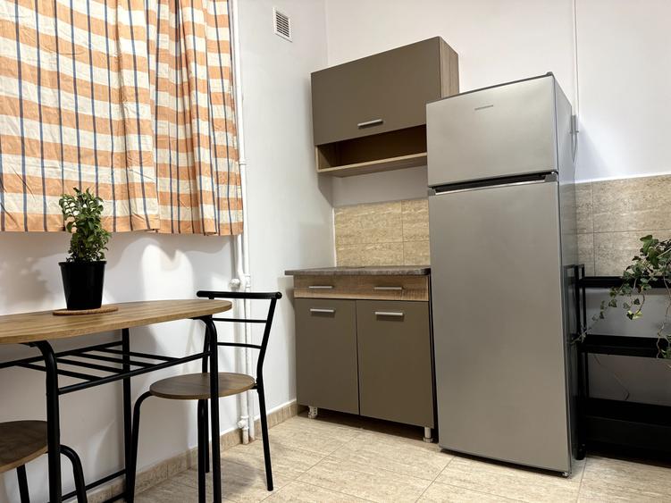 Inchiriez apartament cu 3 camere Titan IOR, renovat, pet friendly - 2