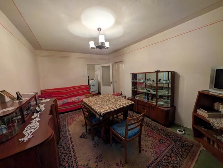 Vânzare apartament 2 camere zona Nord, decomandat, etaj 3, 50mp, bloc din beton - 1