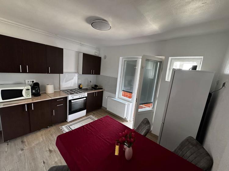 Inchiriez apartament ultracenteal - 7