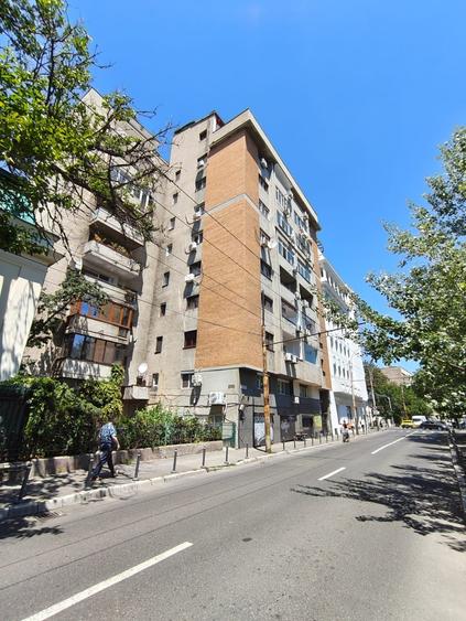 Piata Romana-apartament cu 3camere-bun gust si eleganta - 28