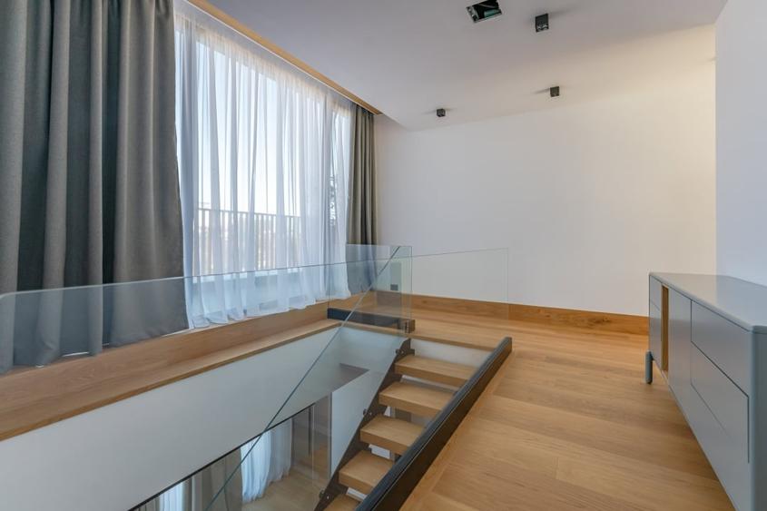 Penthouse de lux cu jacuzzi si vedere spectaculoasa spre Tampa - 23