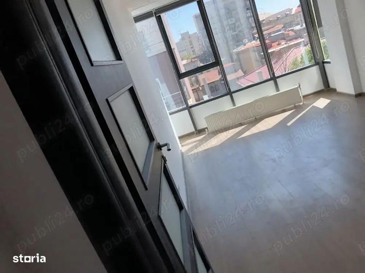 VANZARE | DOROBANTI| CLADIRE BIROURI | PUTUL LUI ZAMFIR - 6