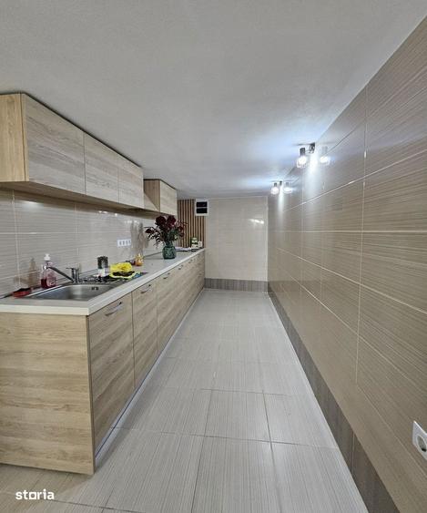 Birou/ Spatiu comercial de inchiriat zona Garii Oradea - 1